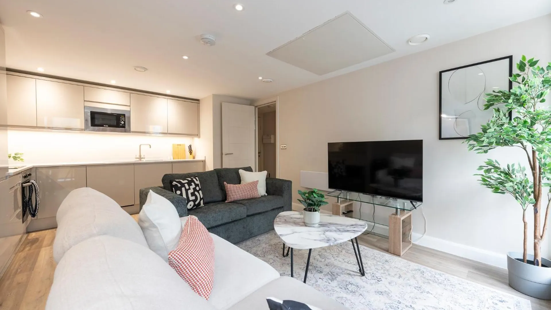 Harvey Nic'S & Designer Quarter 60Ch Apartman Leeds