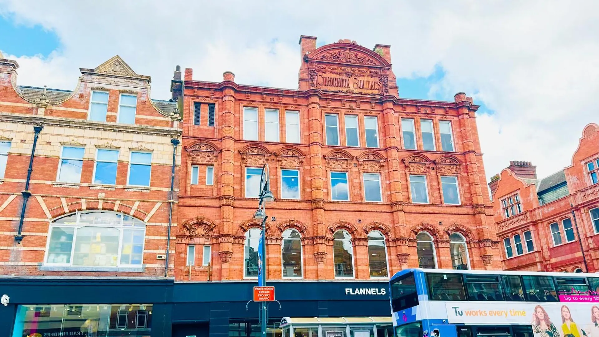 Harvey Nic'S & Designer Quarter 60Ch Apartment Leeds