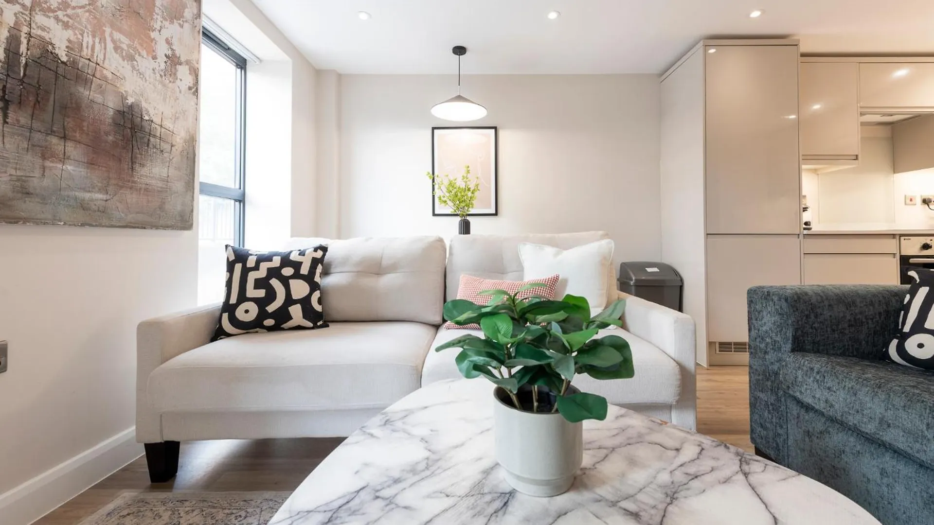 Harvey Nic'S & Designer Quarter 60Ch Apartment Leeds